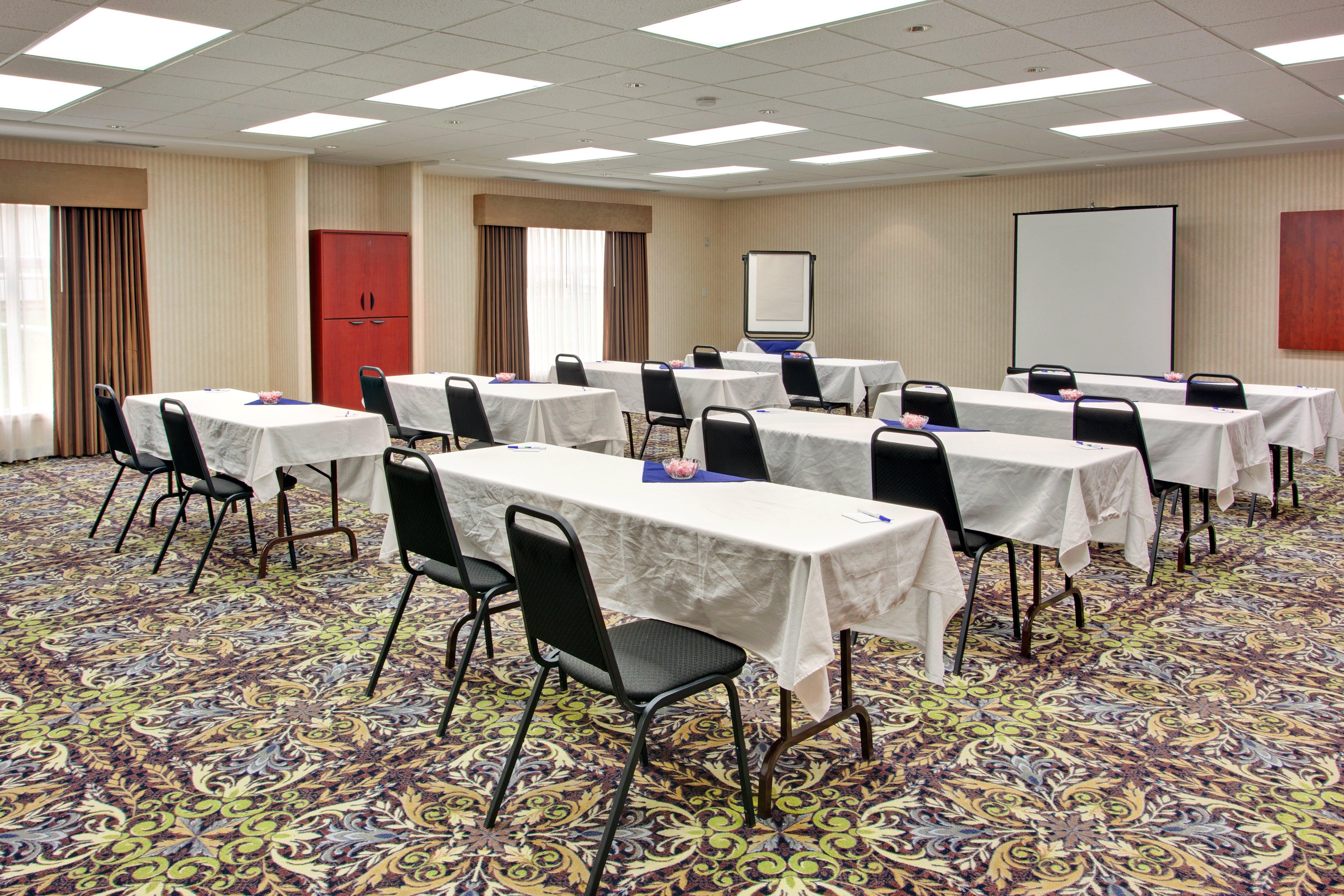 Holiday Inn Express Hotel & Suites - Edmonton International Airport By Ihg Nisku Exterior photo