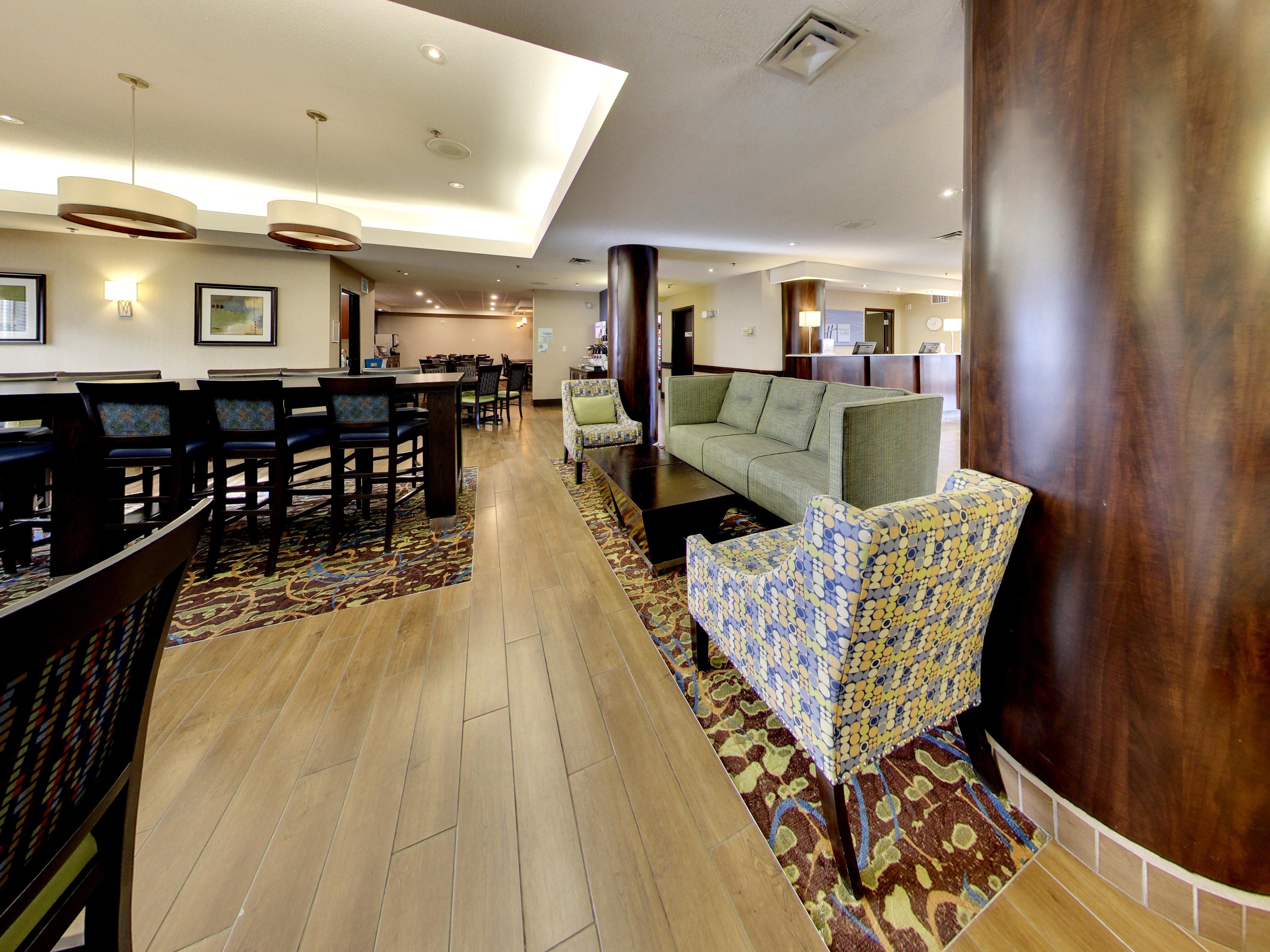 Holiday Inn Express Hotel & Suites - Edmonton International Airport By Ihg Nisku Exterior photo