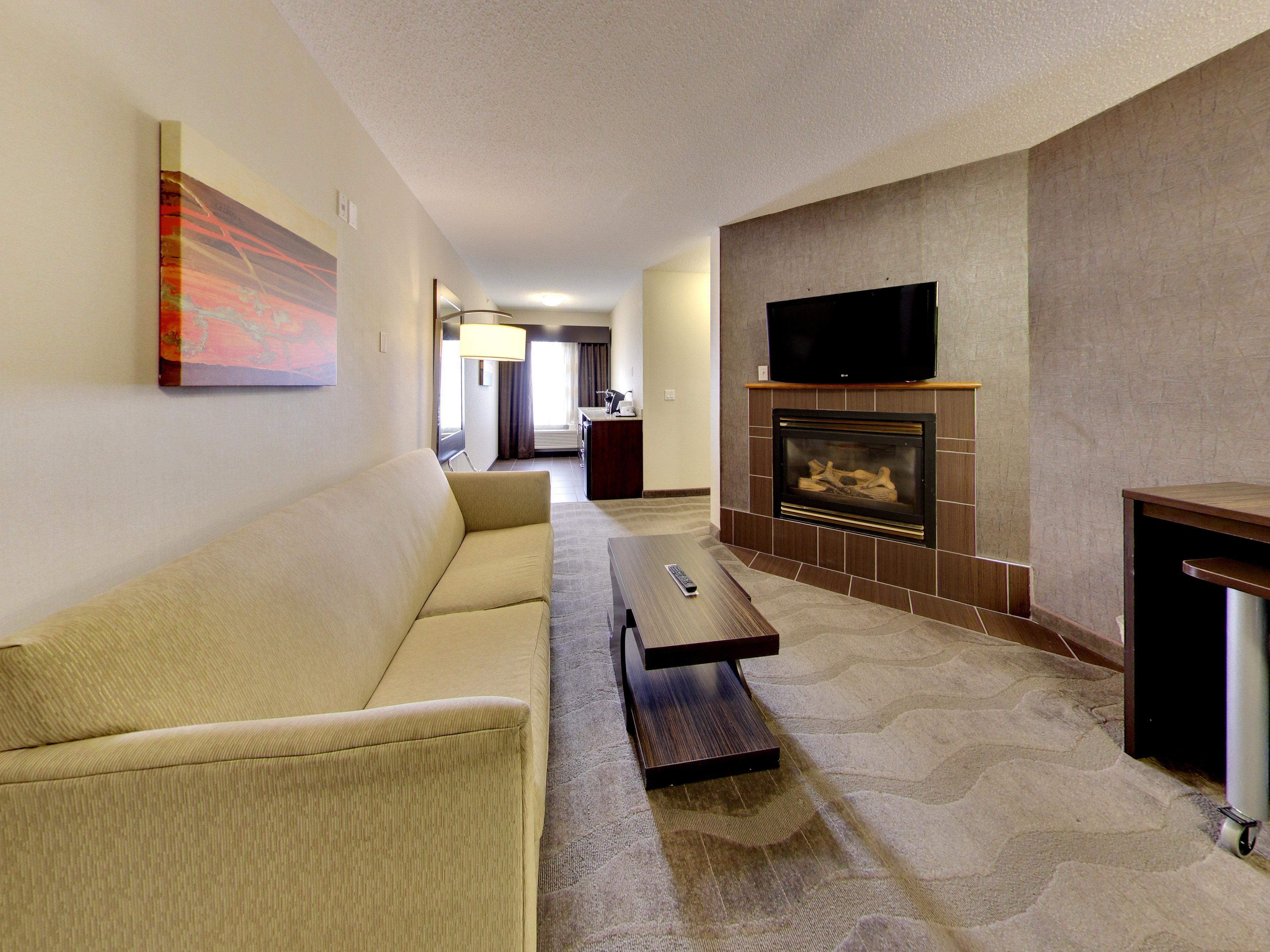 Holiday Inn Express Hotel & Suites - Edmonton International Airport By Ihg Nisku Exterior photo